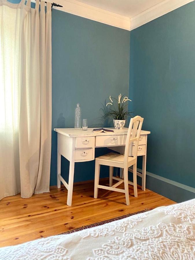 Steinhaus Mit Terrasse Apartment Ровин Екстериор снимка